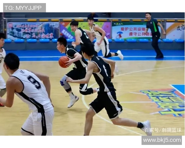 南京篮球队在邀请赛中的战术表现分析与评估