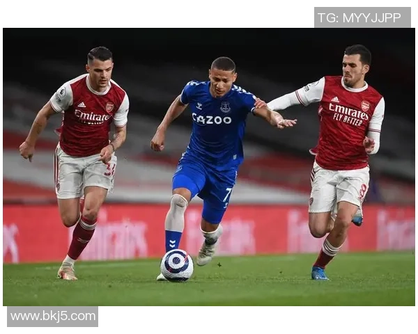 足球明星精彩瞬间横版照片集锦尽览全球足球巨星风采 足球明星精彩瞬间横版照片集锦尽览全球足球巨星风采